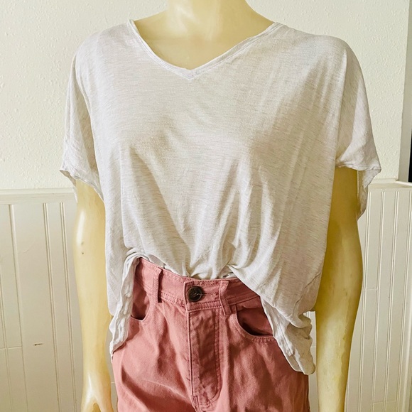 lululemon athletica lightweight flowy White V-Neck open back Top - Picture 1 of 10